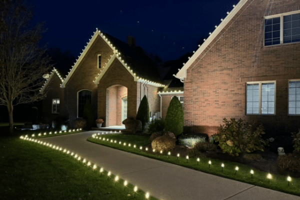 Outdoor Lighting and Christmas Lighting Company Near Me in Natick MA (3)