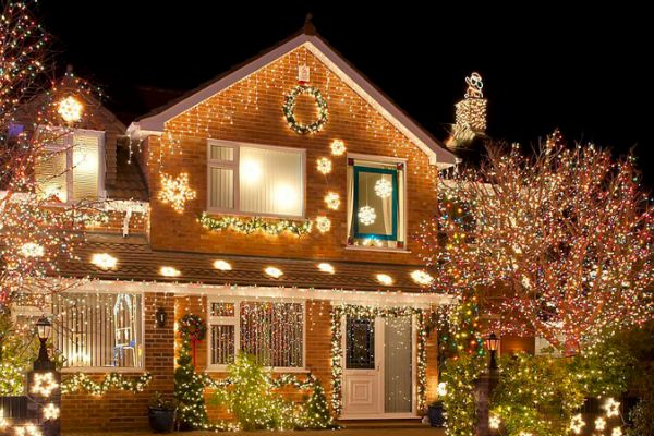 Residential Christmas Lighting Company Near me in Natick MA